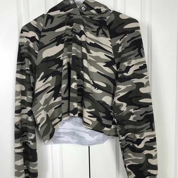 Naked Wardrobe Camo Set - Picture 2 of 8